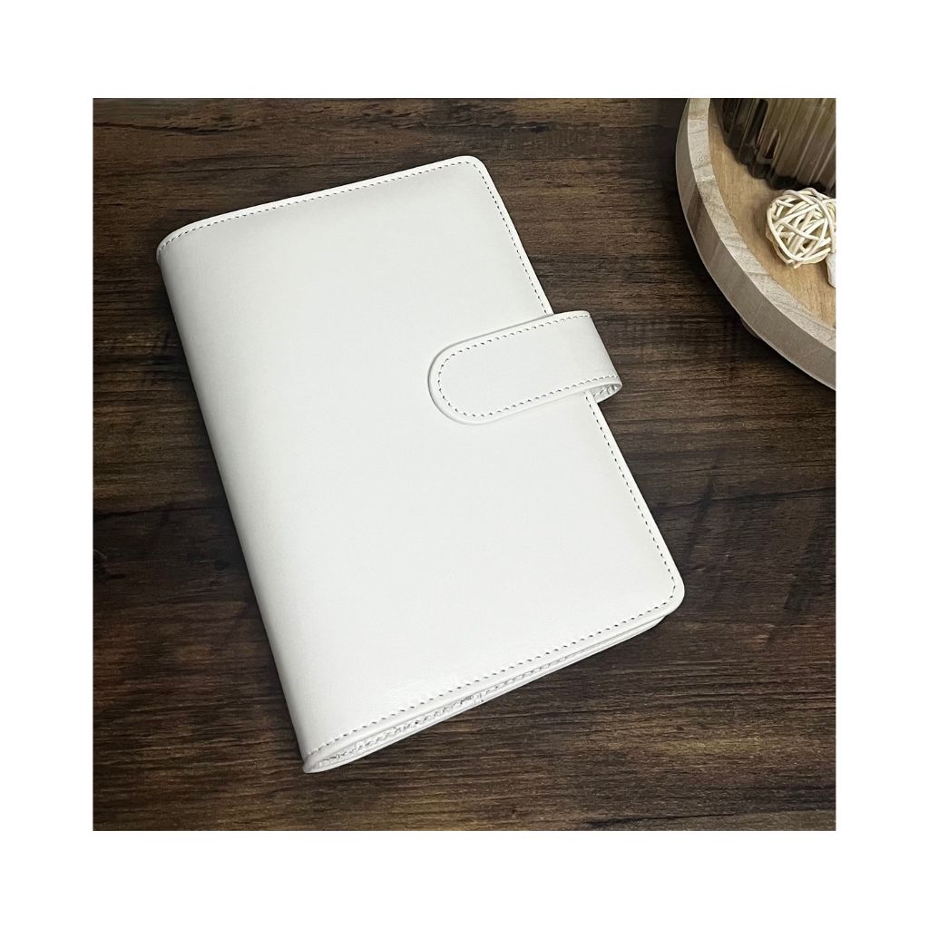 The Boutique Arctic White Binder – A6 Faux Leather