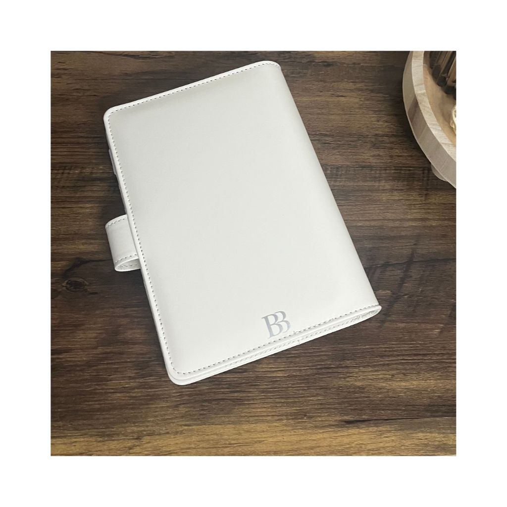 The Boutique Arctic White Binder – A6 Faux Leather