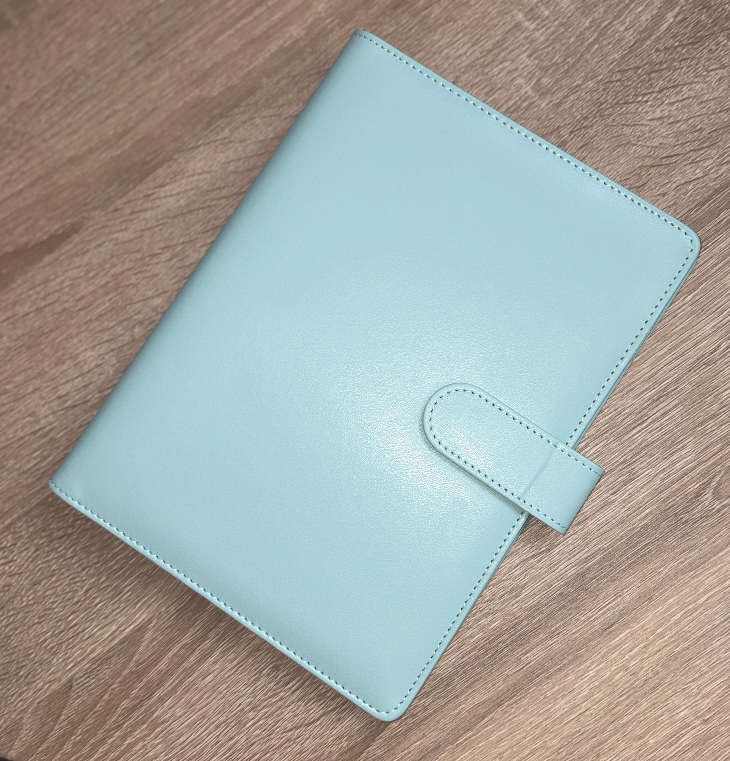 The Boutique Dreamy Blue Binder